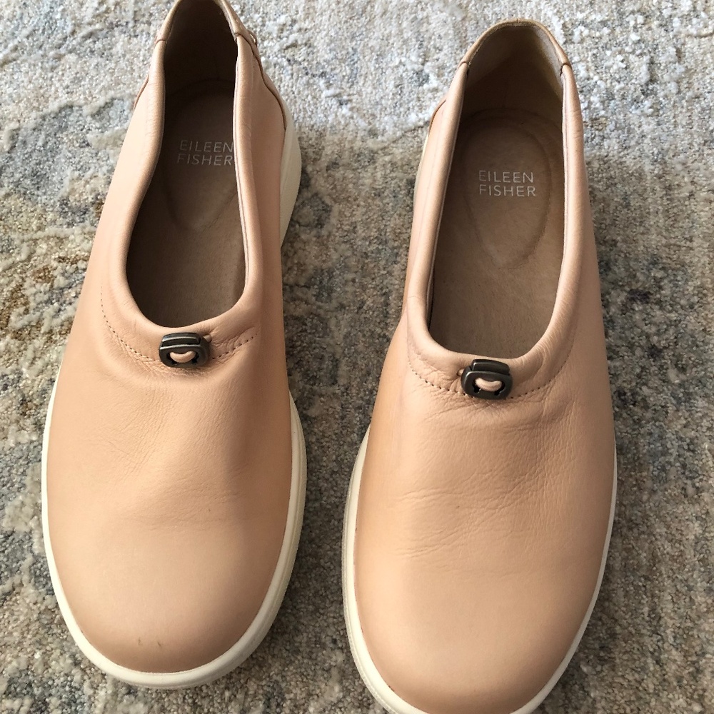 Women's Eileen Fisher leather Sydney slip-on sneaker, size 6.5